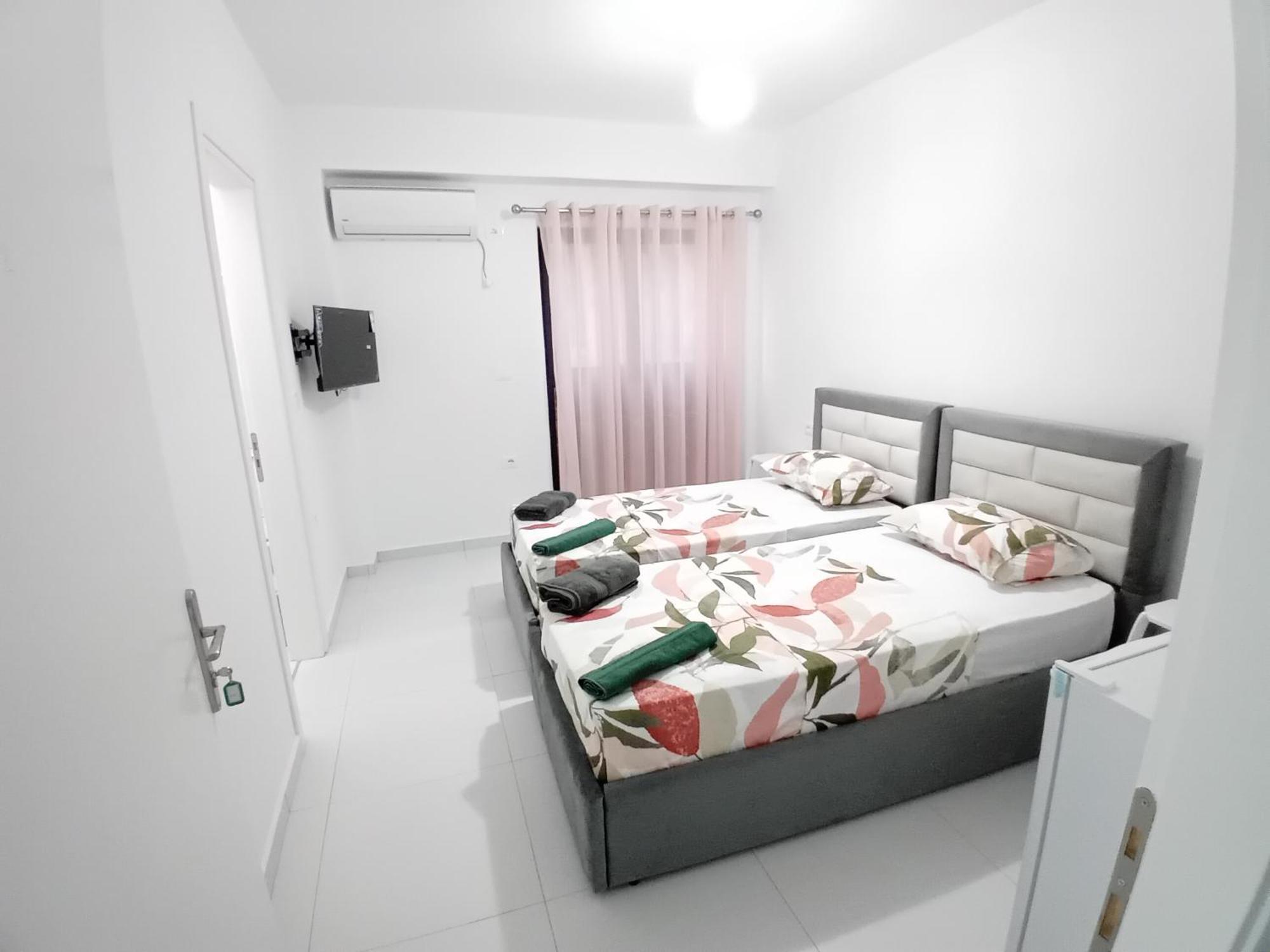 Ida Apartments Саранда Екстер'єр фото