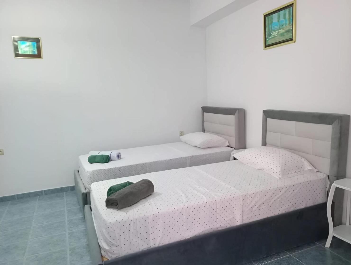 Ida Apartments Саранда Екстер'єр фото